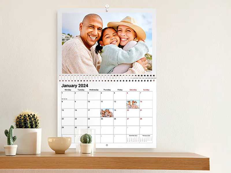 A3-es 12 oldalas havi fényképes naptár (25x38cm)